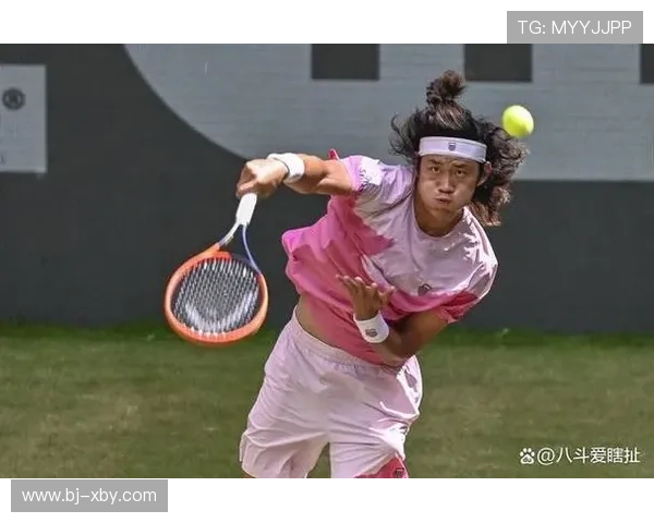 张之臻鏖战五盘逆转晋级中国网球再迎历史性突破 张之臻鏖战五盘逆转晋级中国网球再迎历史性突破