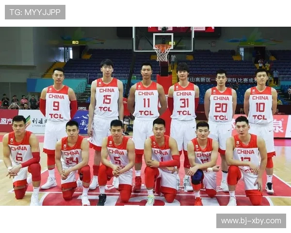 中国男篮成功晋级世界杯八强 锋线组合表现惊艳全场 中国男篮成功晋级世界杯八强 锋线组合表现惊艳全场