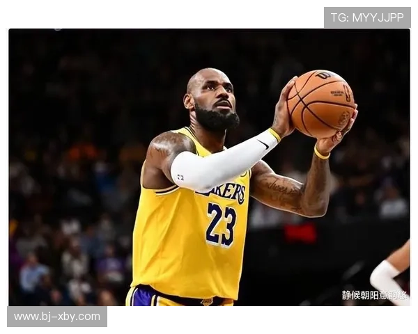 詹姆斯率湖人逆转强敌西部排名再起波澜引联盟热议成焦点夜晚